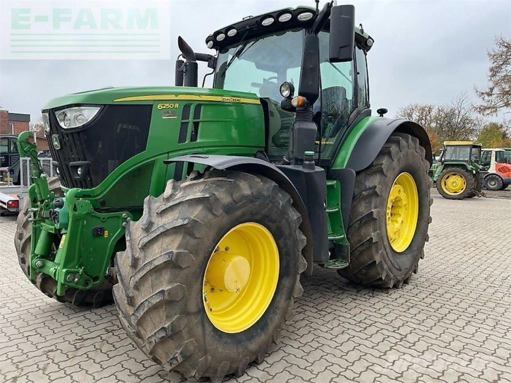 John Deere 6250r الجرارات