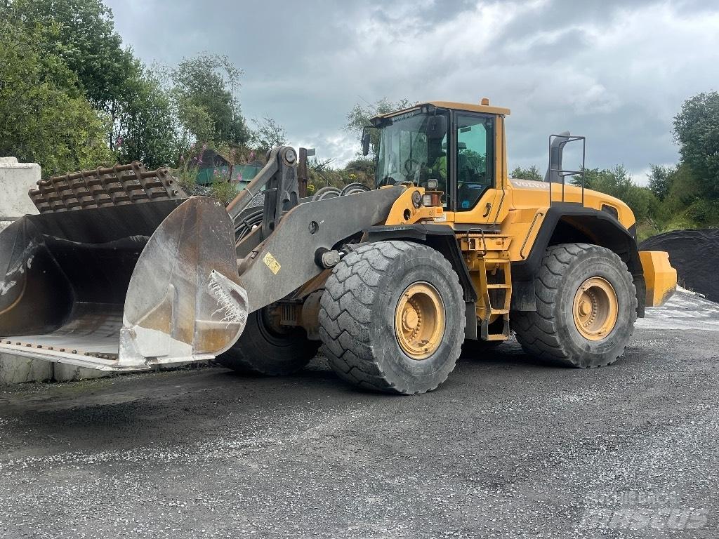 Volvo L 220 G لوادر بعجل