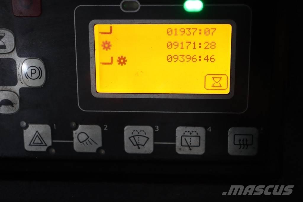 Toyota 8FBM20T شاحنات ذات رافعات شوكية تعمل بالكهرباء