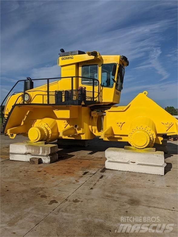 Bomag BC1172RB مكابس المخلفات