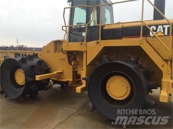 CAT 826G II مكابس المخلفات