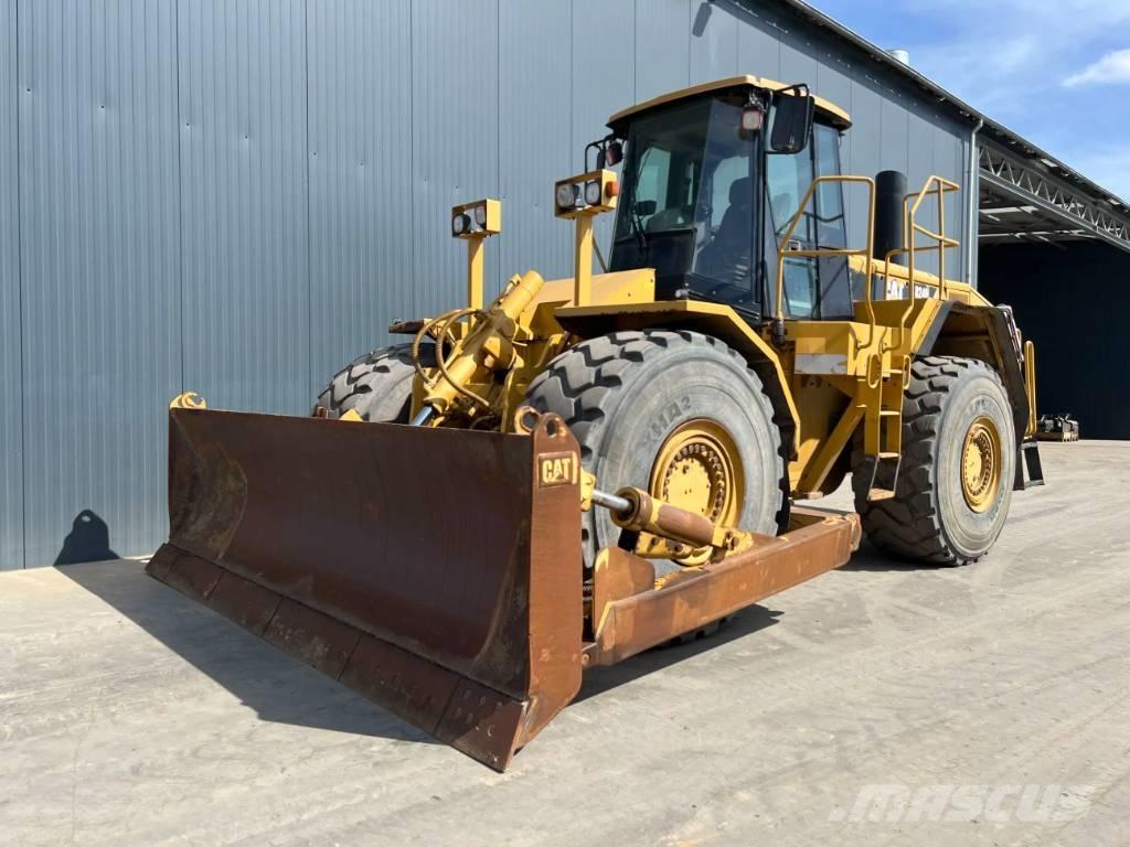 CAT 824H بلدوزرات بعجلات
