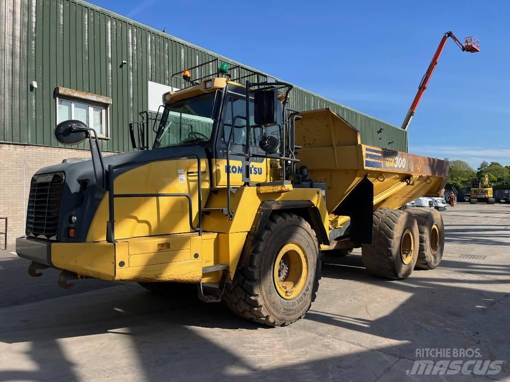 Komatsu HM 300-3 ساحبات مفصلية