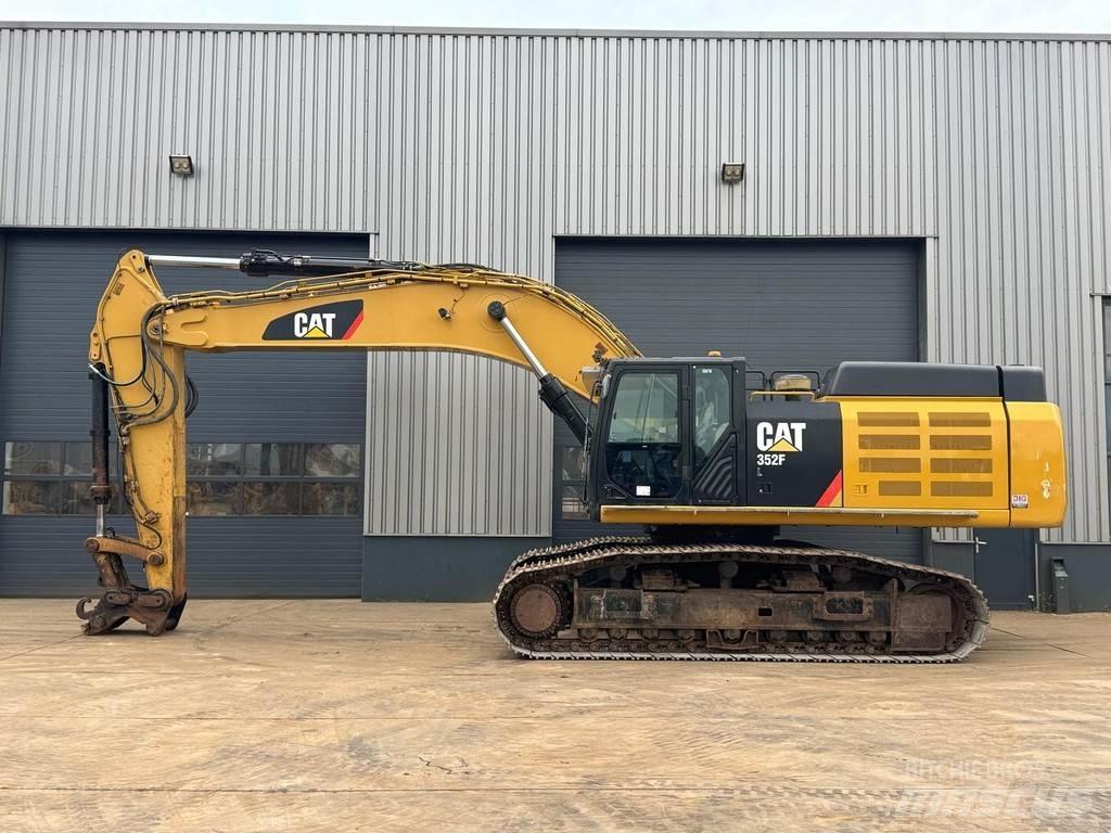 CAT 352F حفارات زحافة
