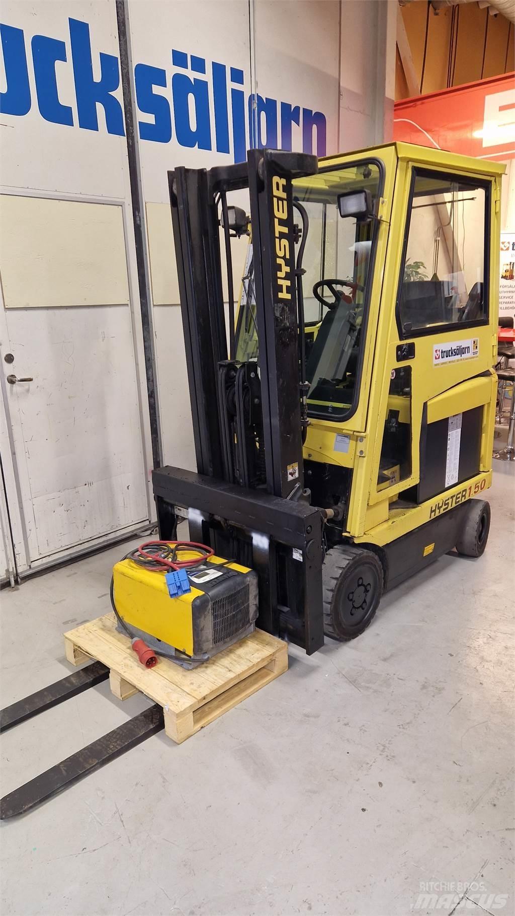 Hyster E1.50XM شاحنات ذات رافعات شوكية تعمل بالكهرباء
