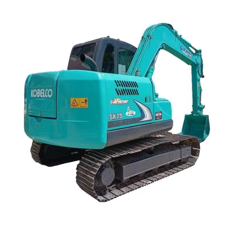 Kobelco SK 75 حفارات زحافة