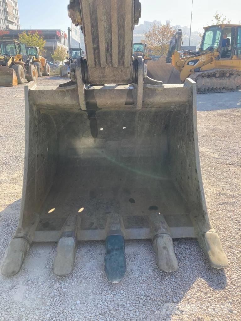 Volvo EC 380 EL حفارات زحافة