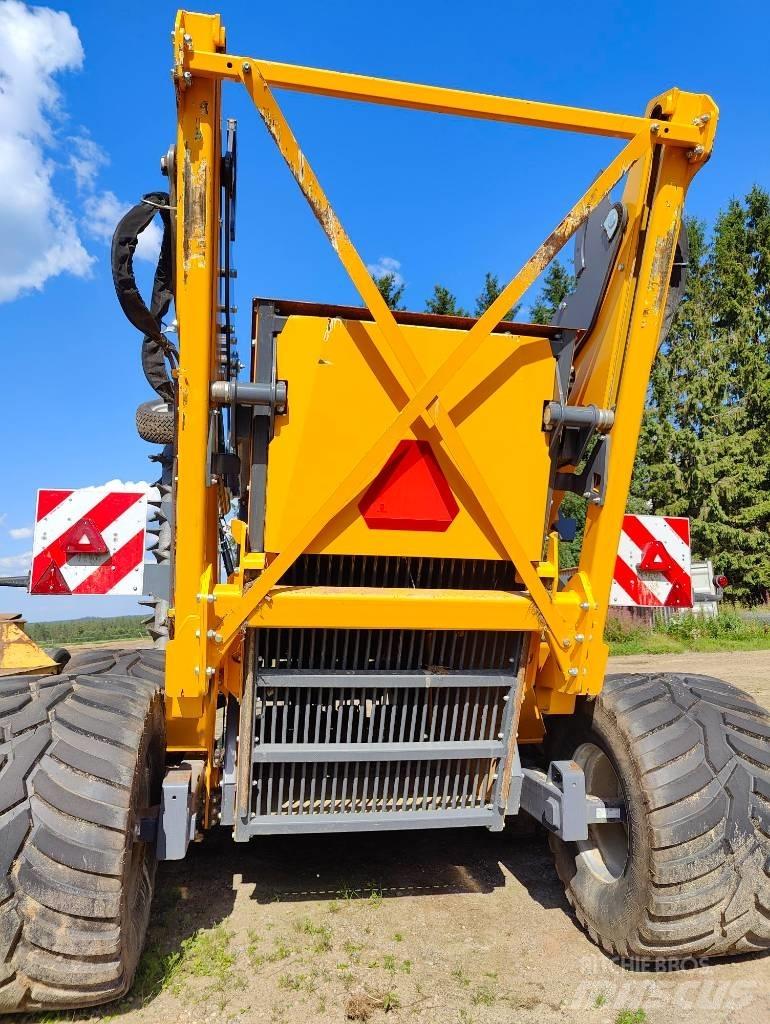 Elho Scorpio 710 أَدَاةٌ لِجمع الحجارة