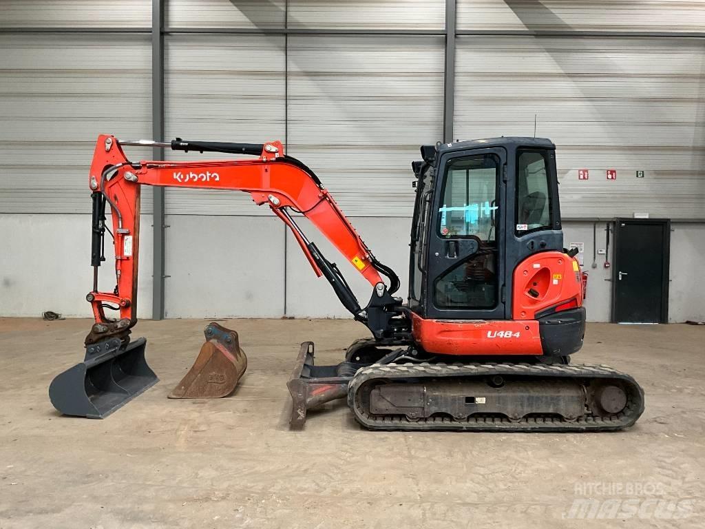 Kubota U 48-4 حفارات صغيرة أقل من 7 طن (حفارات صغيرة)