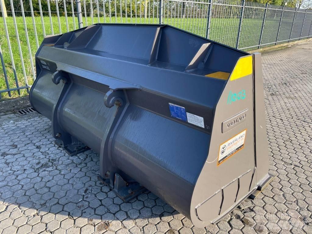 Volvo L 120 H Bucket دلاء