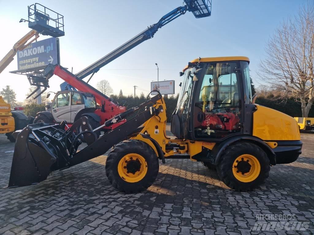 JCB 406 B لوادر بعجل