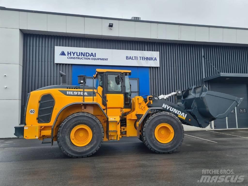 Hyundai HL970A لوادر بعجل