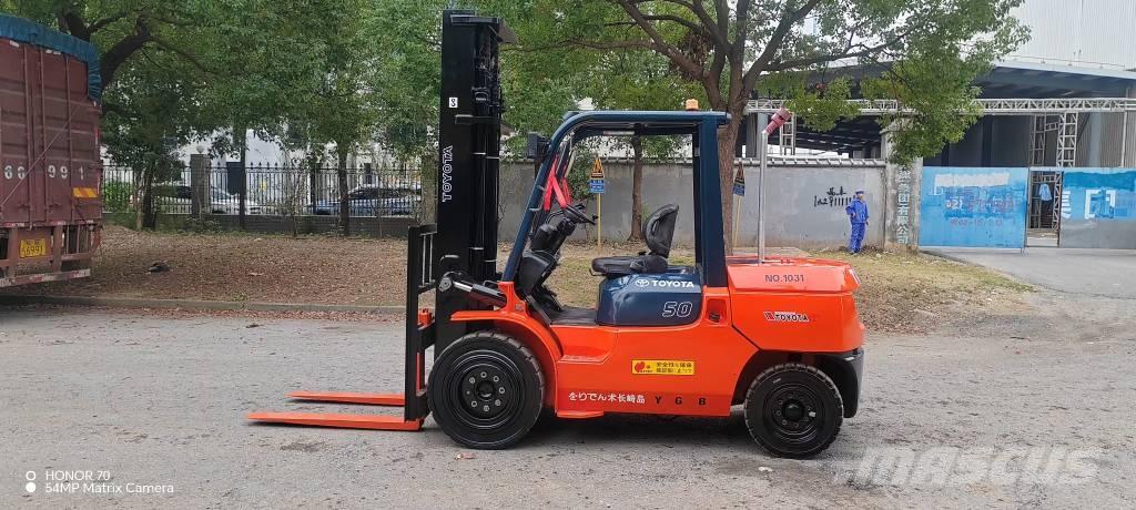 Toyota FD 50 شاحنات الديزل