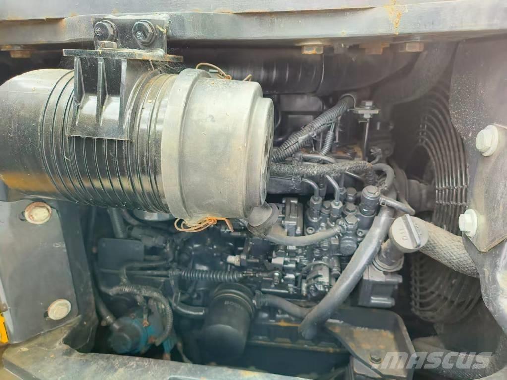 Komatsu PC 40 حفارات صغيرة أقل من 7 طن (حفارات صغيرة)