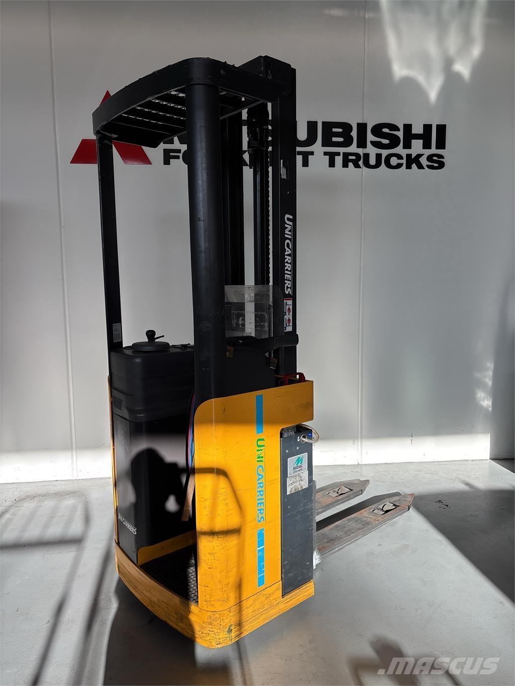 Atlet A160 شاحنات مناولة ذاتية الدفع