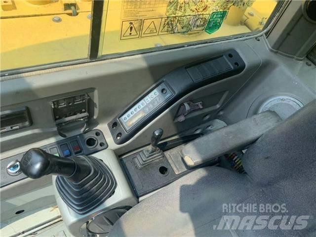 Hyundai R80-7 حفارات زحافة
