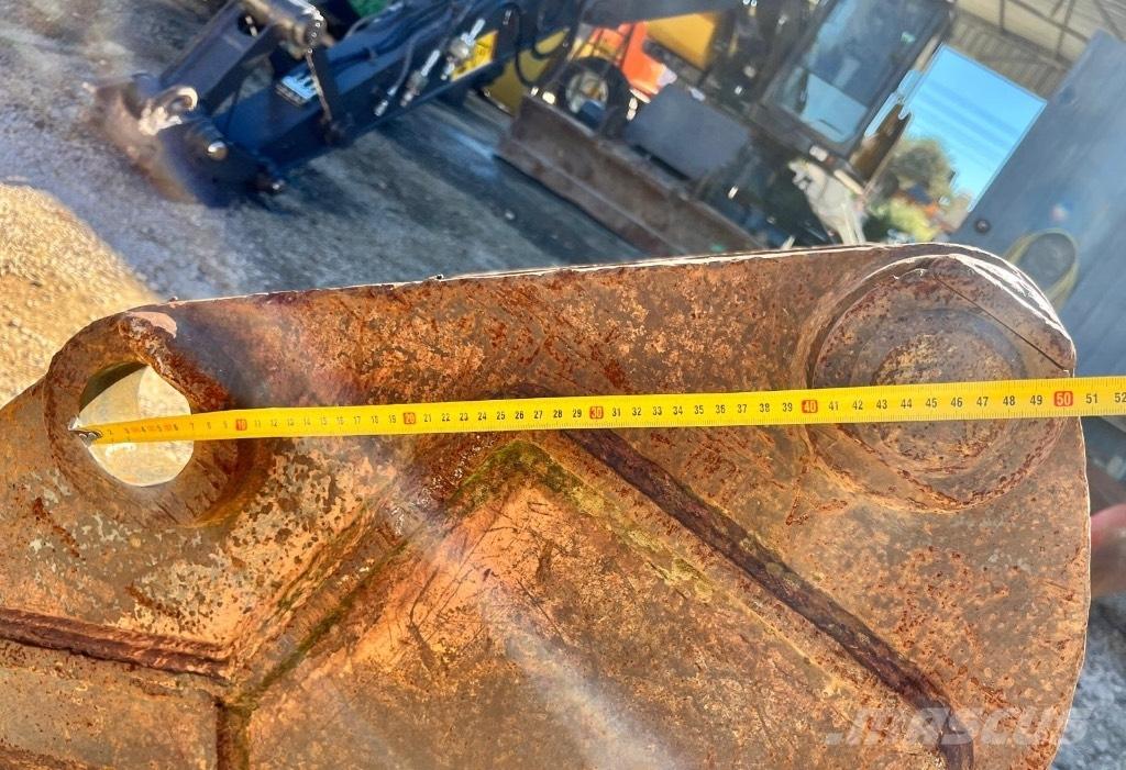 Liebherr SW48 دلاء