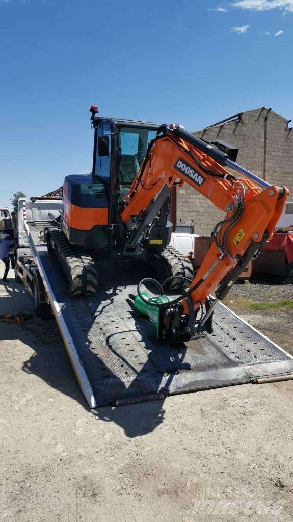 Doosan DX 50 Z حفارات صغيرة أقل من 7 طن (حفارات صغيرة)