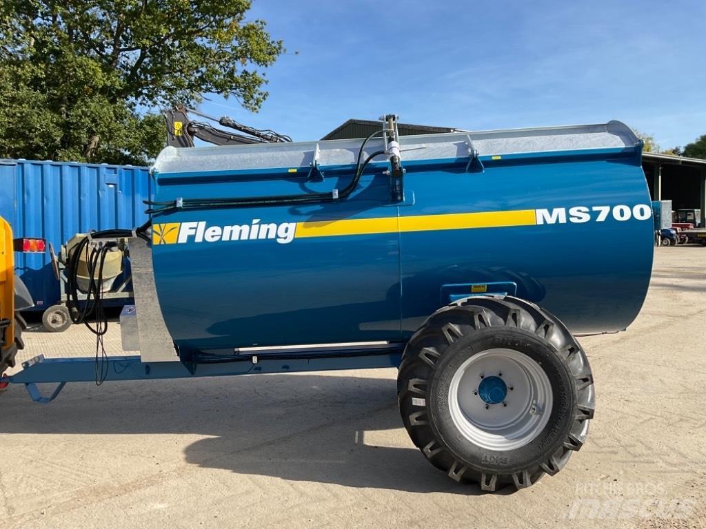 Fleming MS 700 معدات توزيع السماد العضوي