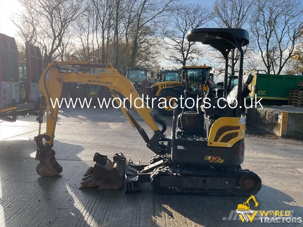 New Holland E 17 C حفارات زحافة