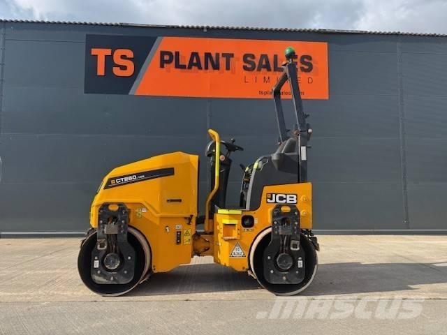 JCB CT 260-120 مداحل ثنائية الاسطوانة