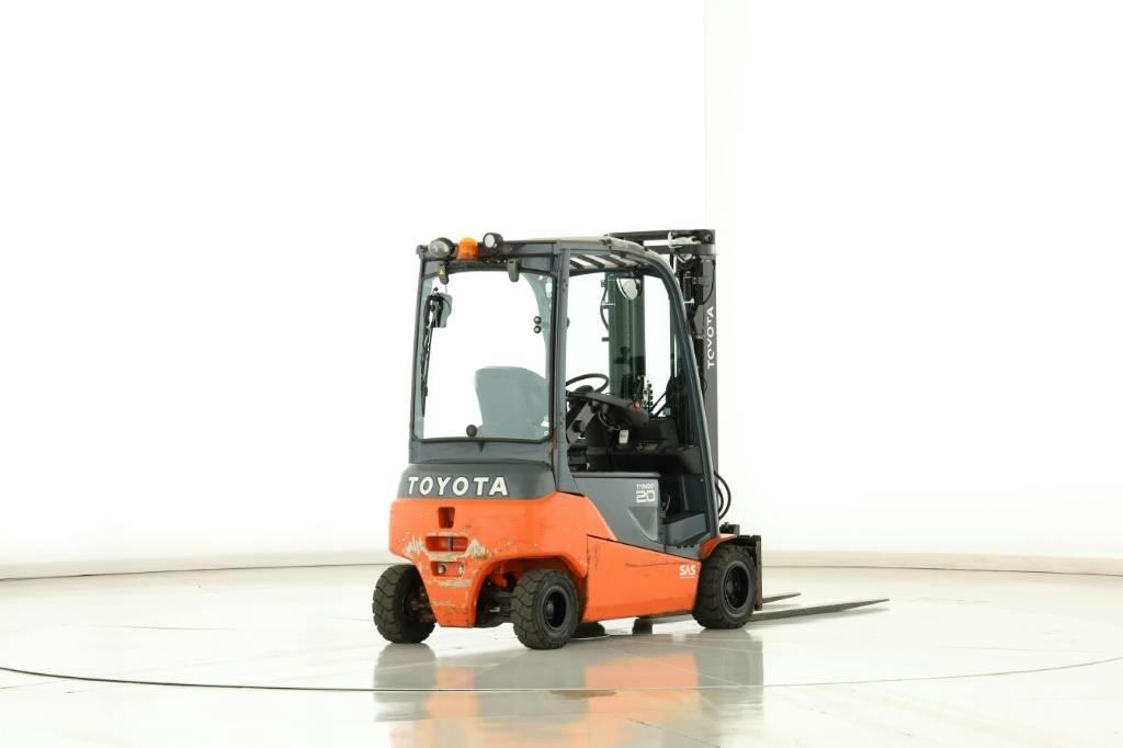 Toyota 8-FBM-20-T شاحنات ذات رافعات شوكية تعمل بالكهرباء