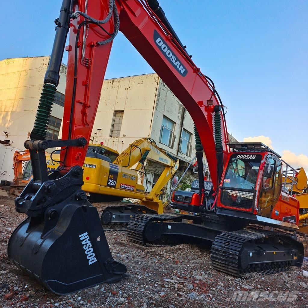 Doosan DX 300 LC حفارات زحافة