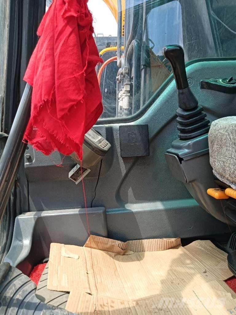Volvo EC 210 حفارات زحافة