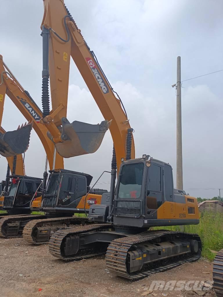 XCMG XE 215 DA حفارات زحافة
