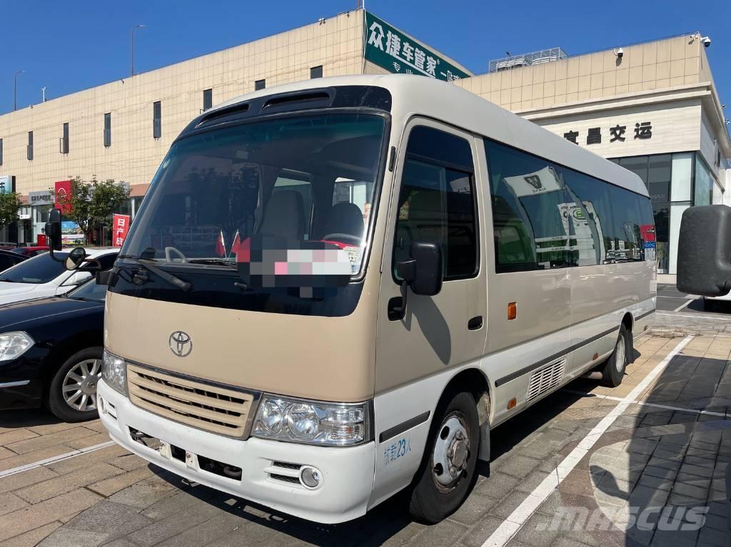 Toyota Coaster Bus حافلة صغيرة
