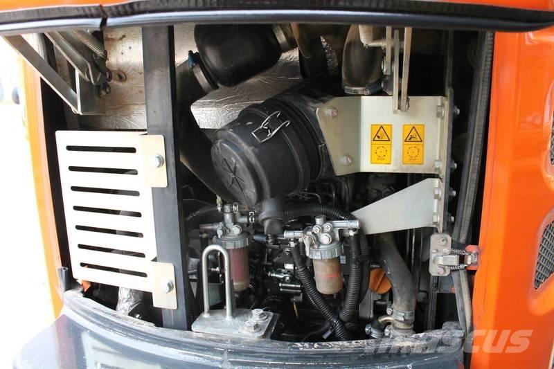 Hitachi ZX 26 U حفارات صغيرة أقل من 7 طن (حفارات صغيرة)