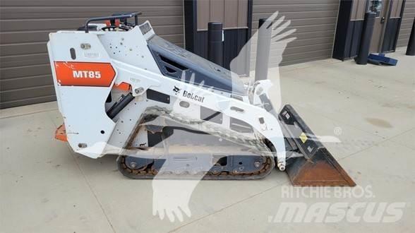 Bobcat MT85 أخرى