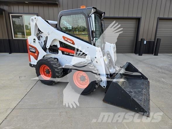 Bobcat S650 لوادر انزلاقية التوجيه