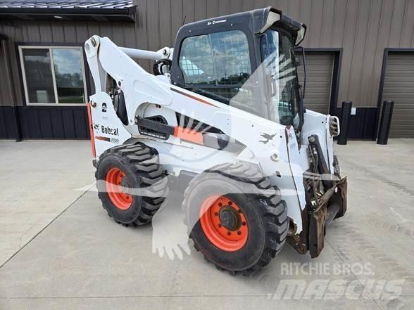 Bobcat S850 لوادر انزلاقية التوجيه