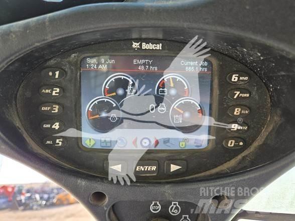 Bobcat T450 لوادر انزلاقية التوجيه