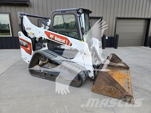 Bobcat T76 لوادر انزلاقية التوجيه