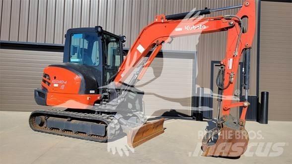 Kubota KX040-4 حفارات صغيرة أقل من 7 طن (حفارات صغيرة)