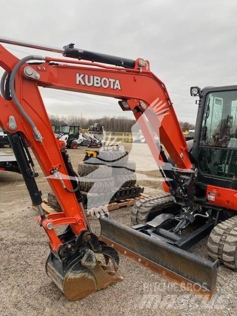 Kubota KX040-4 حفارات صغيرة أقل من 7 طن (حفارات صغيرة)