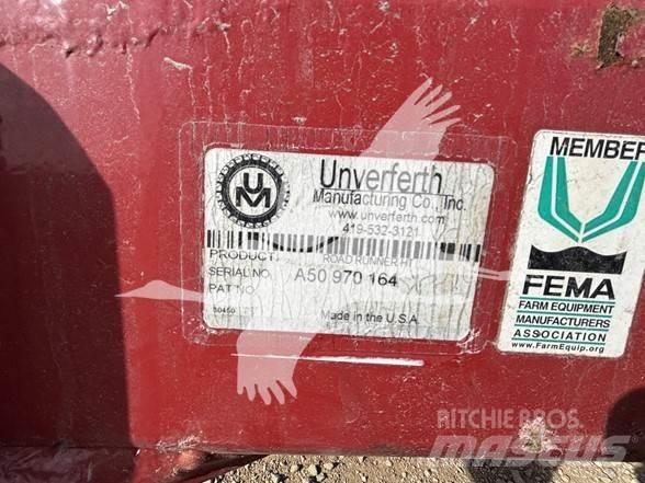 UNVERFERTH 745 مقطورات أخرى