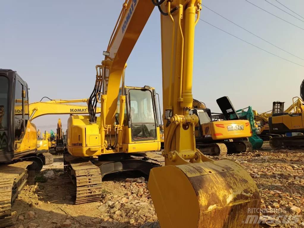 Komatsu PC138US حفارات زحافة