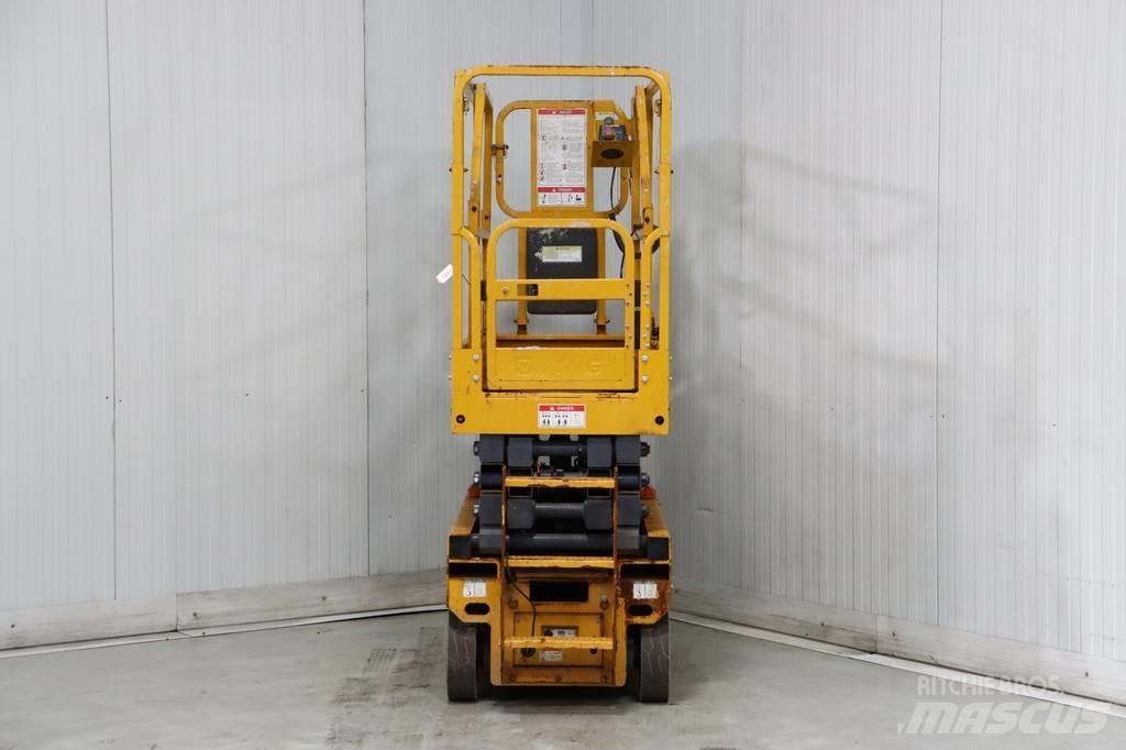 XCMG XG0807AC رافعات مقصية الشكل