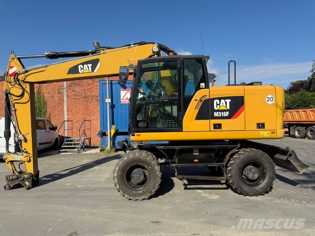 CAT M 316F حفارات بعجل
