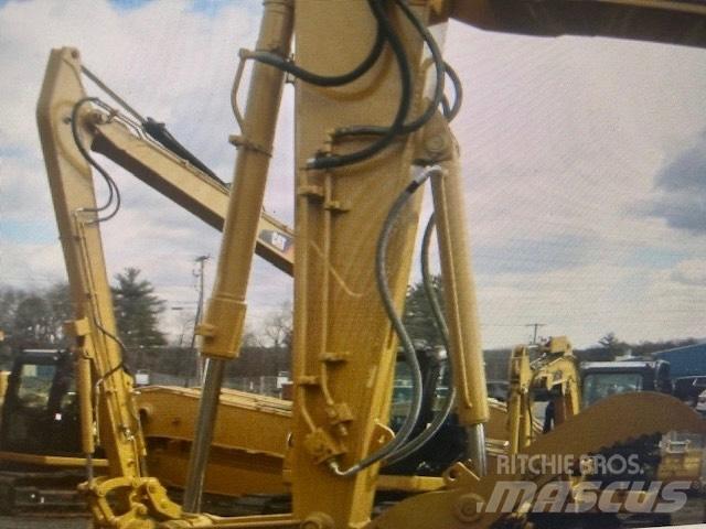 CAT 314 C حفارات زحافة