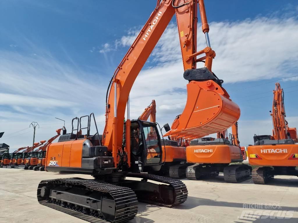 Hitachi ZX 210 LC-6 حفارات زحافة
