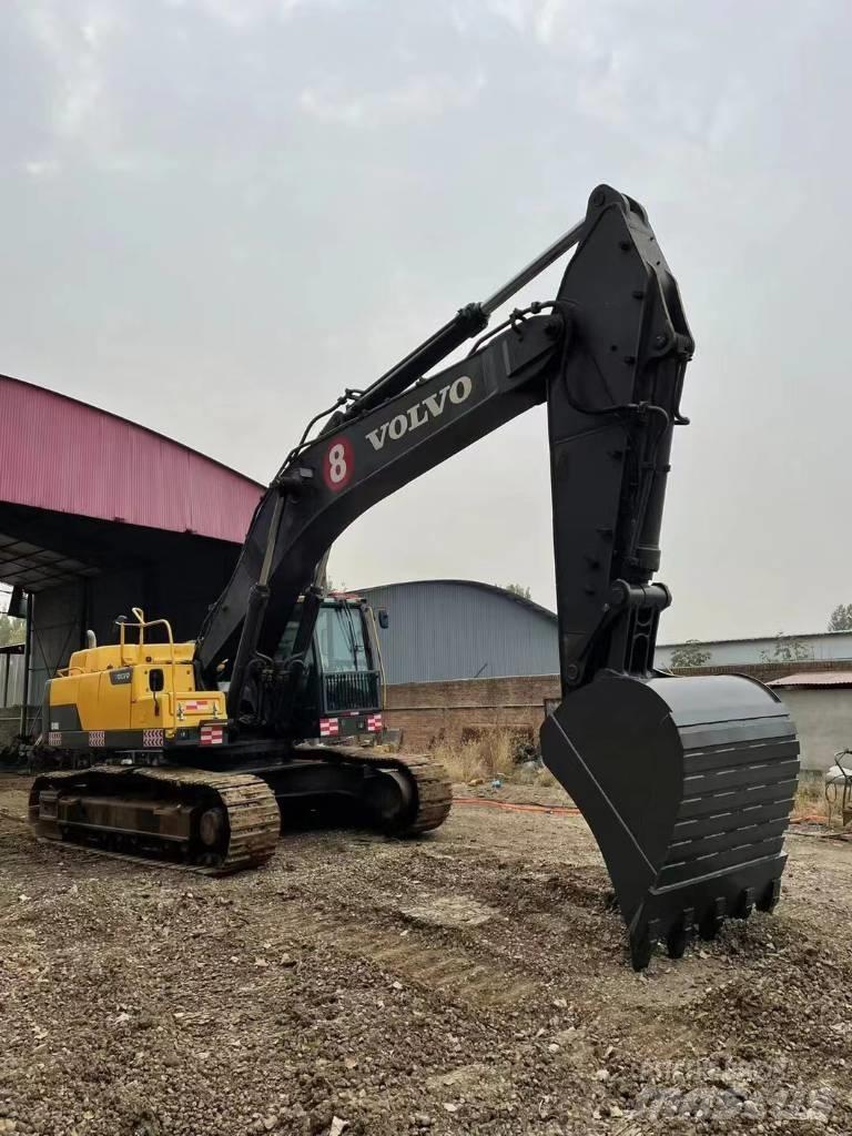 Volvo EC 480 D حفارات زحافة
