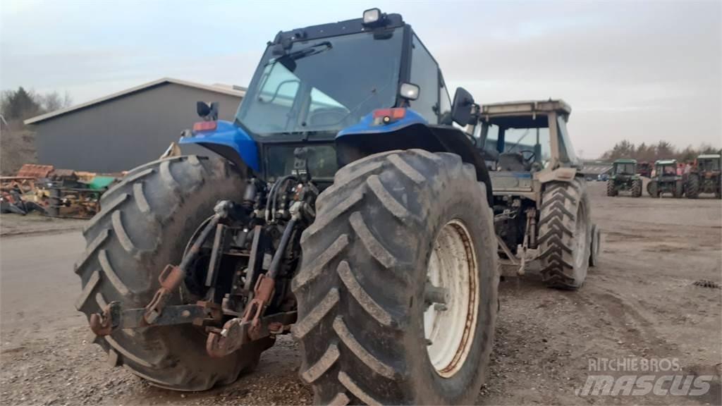 New Holland TM190 الجرارات