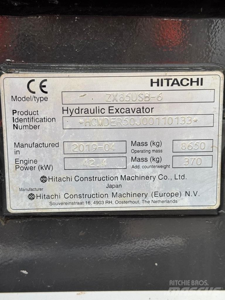 Hitachi ZX 85 US B-6 حفارات وسط 7 طن - 12 طن