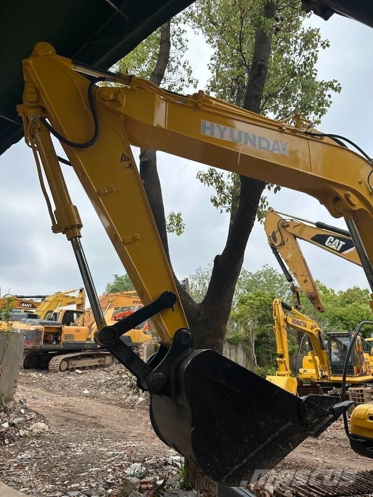 Hyundai 80-7 حفارات زحافة