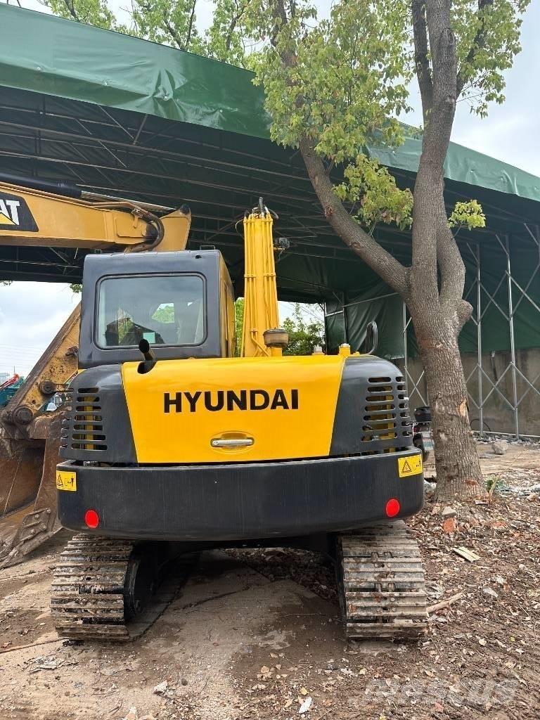 Hyundai 80-7 حفارات زحافة