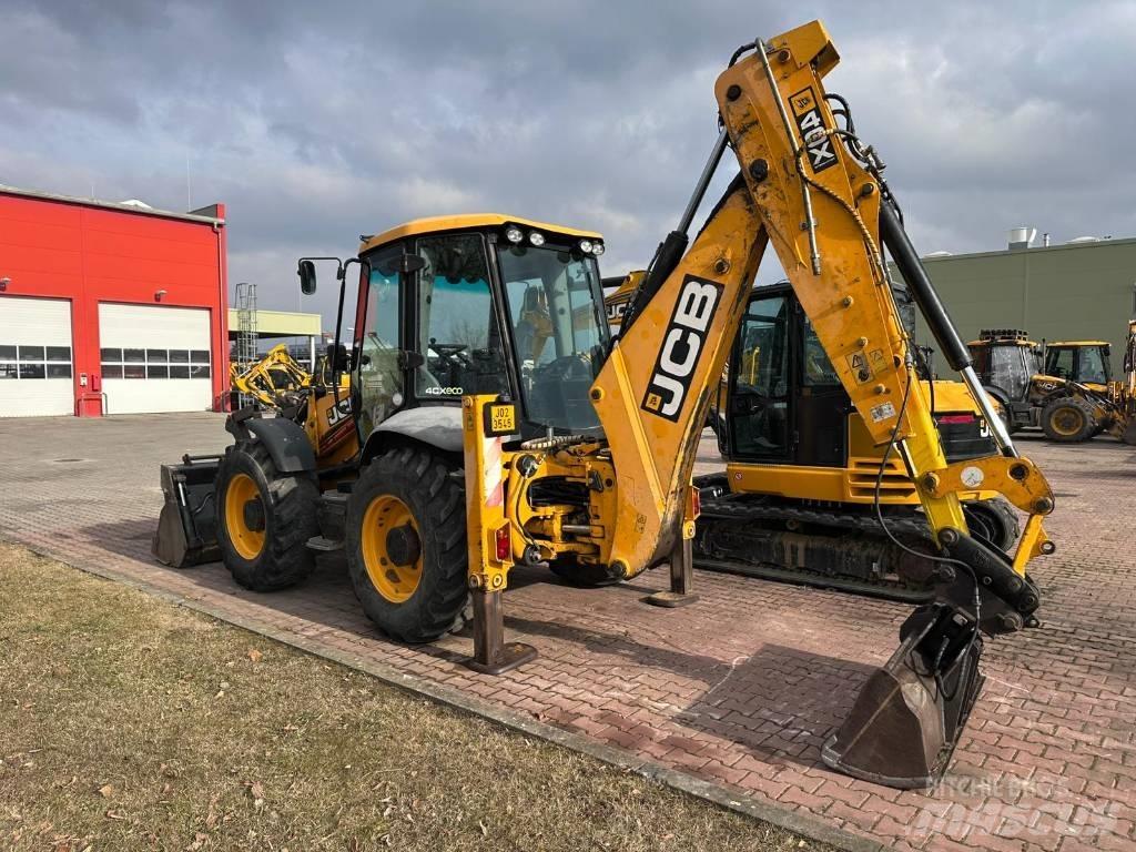 JCB 4 CX لوادر ذات جرافات عكسية